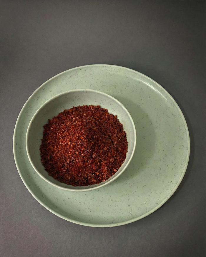 İpek Alevi – Acı Pul Biber